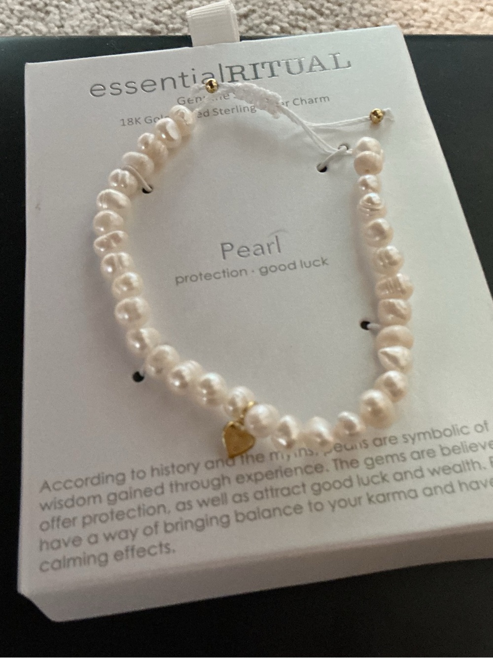 essentialRITUAL PEARL BRACELET WITH GOLD HEART CHARM- NIB